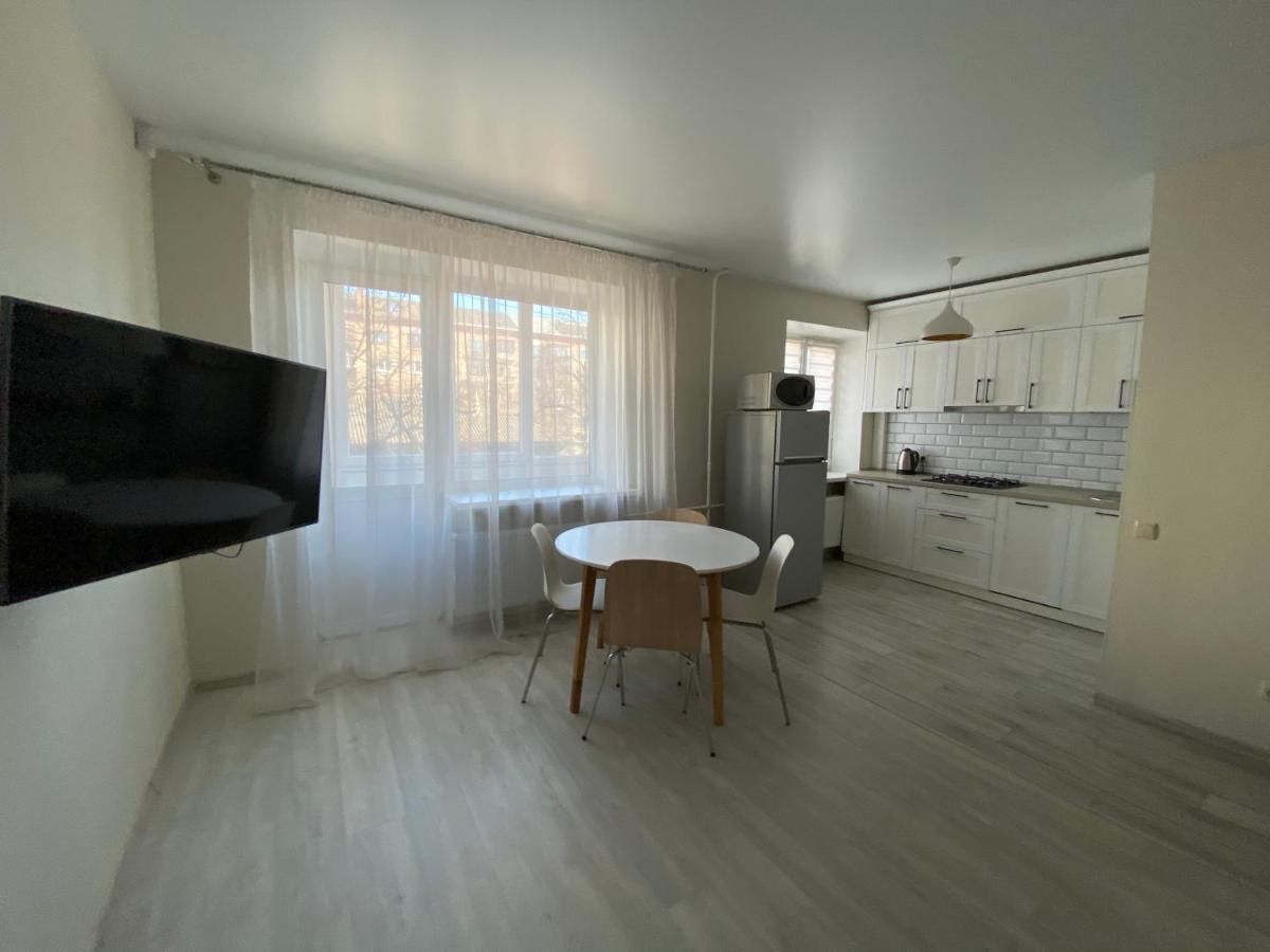 Cosy flat in the city centre Tschernihiw Exterior foto