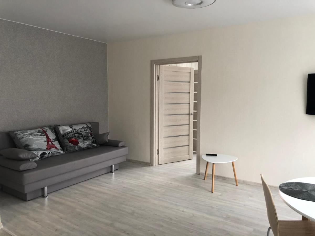 Cosy flat in the city centre Tschernihiw Exterior foto